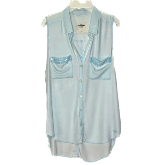 Women Abercrombie & Fitch Muted Pale Turquoise Button Down Sz M - Picture 1 of 7